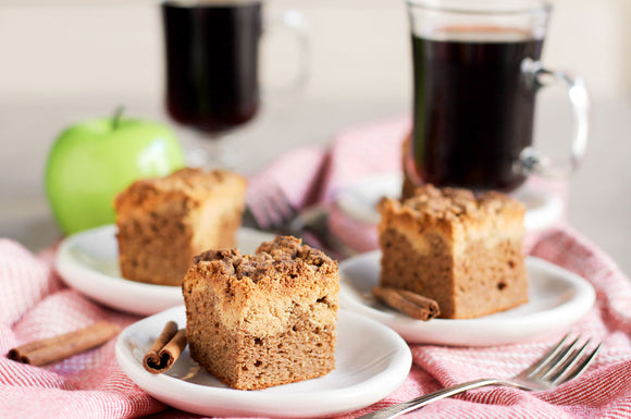 Keto Cinnamon Apple Crumb Cake